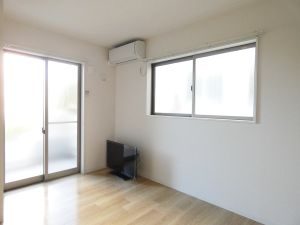 セレステ鶴瀬　室内2
