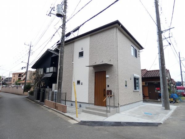 リーヴァ セレナ