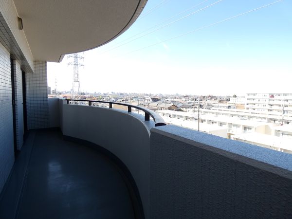 ライオンズマンション川越南古谷第2 北側バルコニー